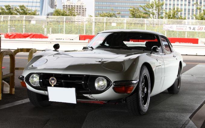 トヨタ2000GT