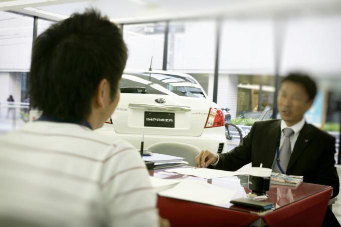 大幅値引きを獲得した客の次の客は値引きが渋い？　新車の「値引きのプール制」とは