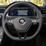 【画像】【試乗】VWの新たな電気自動車「eゴルフ」は日産リーフと真っ向勝負 〜 画像11
