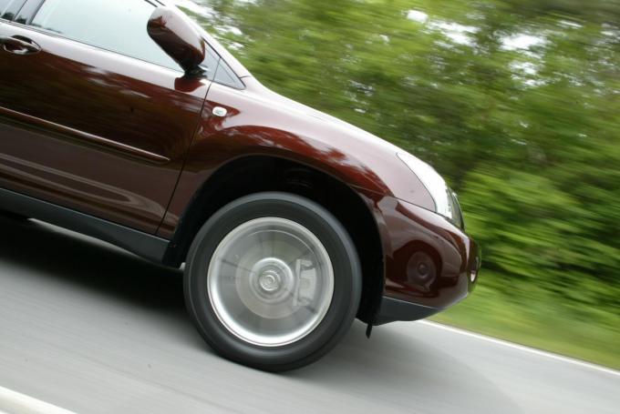 タイヤはなぜサイズや銘柄で価格が大きく変わるのか 自動車情報 ニュース Web Cartop