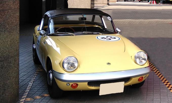 リトラクタブルが普通に見える 変わり種ヘッドライトのクルマ8選 自動車情報 ニュース Web Cartop