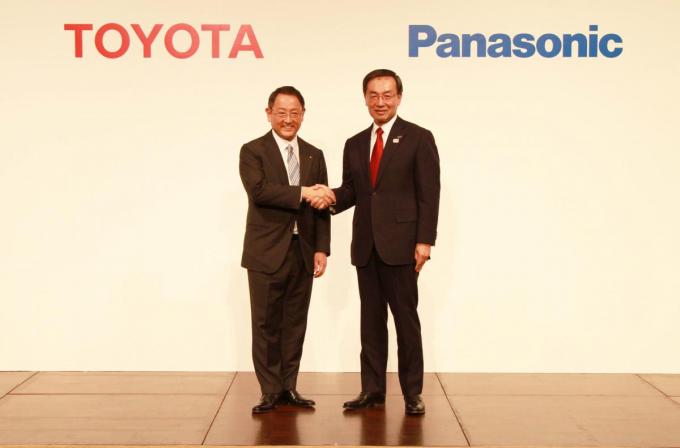 トヨタとパナソニックが自動車用電池で協業! 夢の「佐吉電池」を目指す