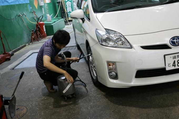 スタッドレスタイヤは夏タイヤと同じ クルマの指定空気圧 でいいのか 自動車情報 ニュース Web Cartop