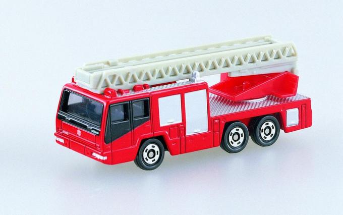 誰もが一度は遊んだことのあるミニカー トミカ のヒミツ 自動車情報 ニュース Web Cartop 誰もが一度は遊んだことのあるミニカー トミカ のヒミツ 自動車情報 ニュース Web Cartop