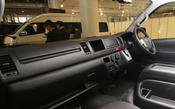 ハンドブレーキや足踏み式もなくなる パーキングブレーキ最新事情 自動車情報 ニュース Web Cartop ハンドブレーキや足踏み式もなくなる パーキングブレーキ最新事情 自動車情報 ニュース Web Cartop