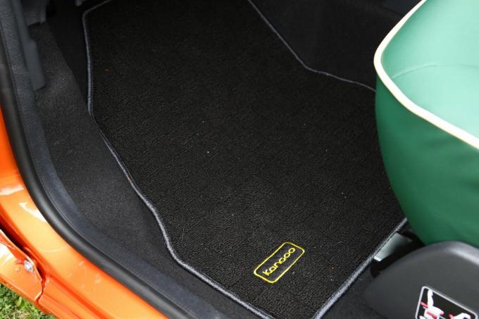 メーカーオプションとディーラーオプションの違いとは 自動車情報 ニュース Web Cartop