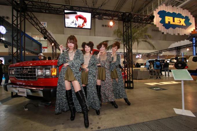 ハイエース ランクルを旧車風にカスタマイズ Flexのオシャレすぎるラインアップ 自動車情報 ニュース Web Cartop
