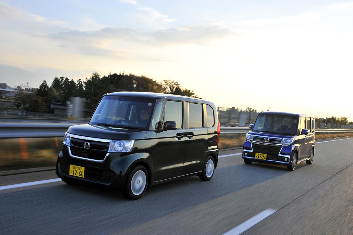 室内の広い軽自動車