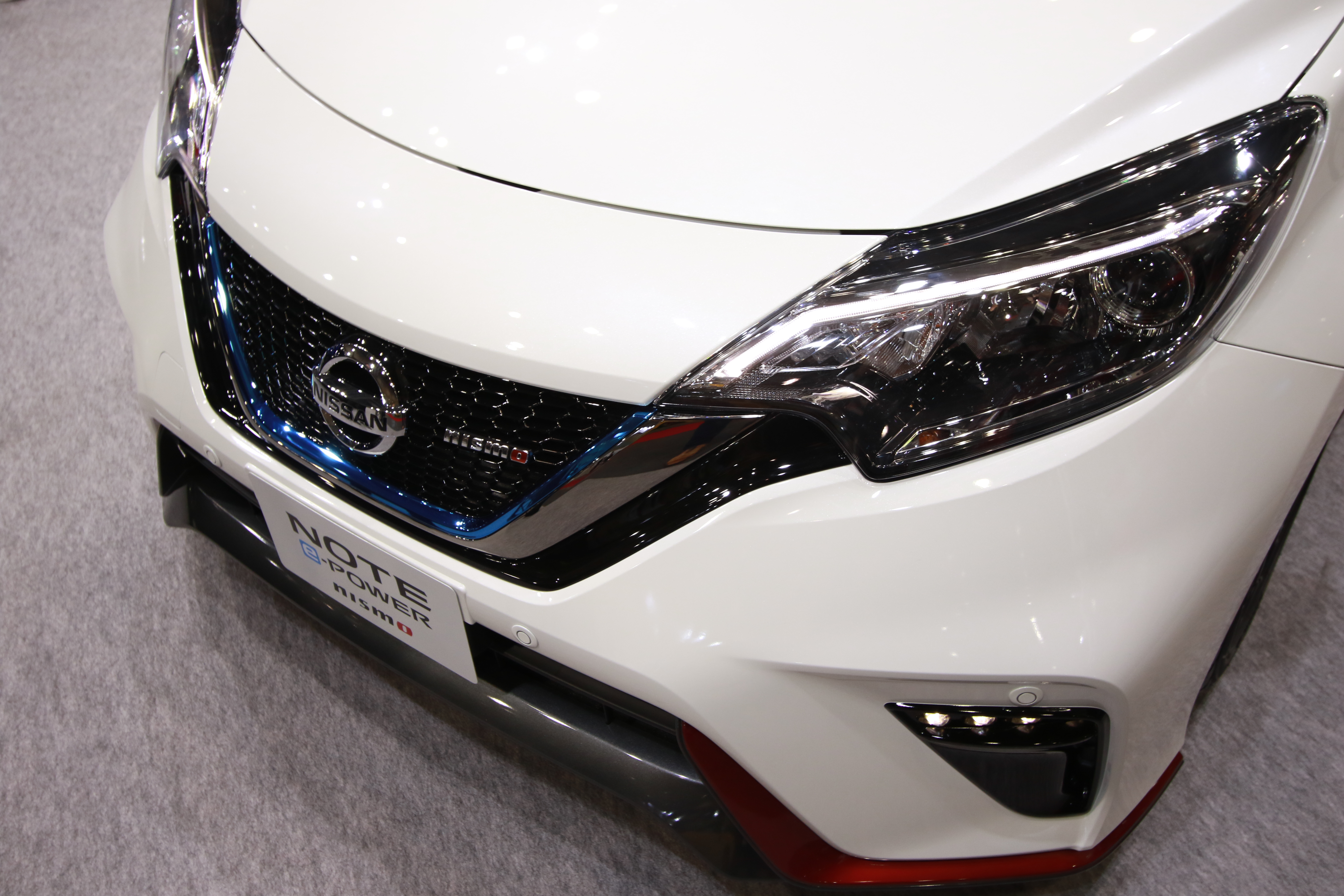 大阪オートメッセ 話題のセレナオーテックはe Power 日産ブースは3つのブランドを展示 写真9 Goo 自動車