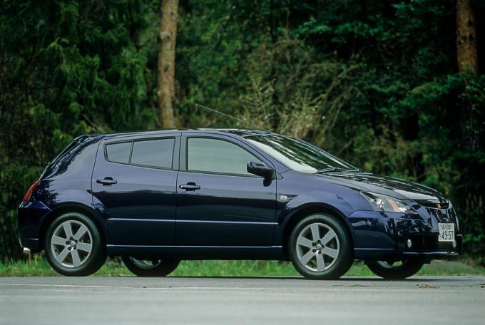 画像ギャラリー メーカーがわからない メーカーロゴ以外のエンブレムを装着した国産名車3選 画像7 自動車情報 ニュース Web Cartop