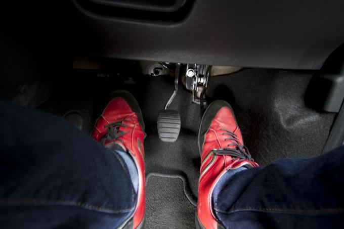 Mt車の扱いが上手い人は半クラッチも少なめ 無意味な多用を避ける方法とは 自動車情報 ニュース Web Cartop Mt車の扱いが上手い人は半クラッチも少なめ 無意味な多用を避ける方法とは 自動車情報 ニュース Web Cartop