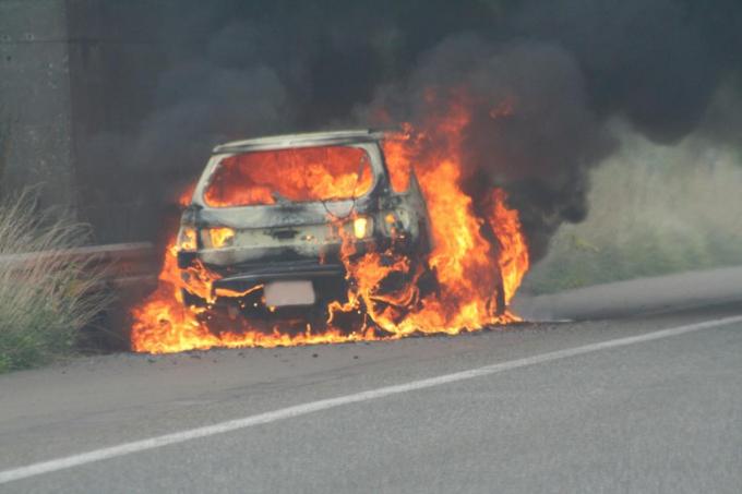 ある車両火災事故の記憶 再々掲示 私の思いと技術的覚え書き