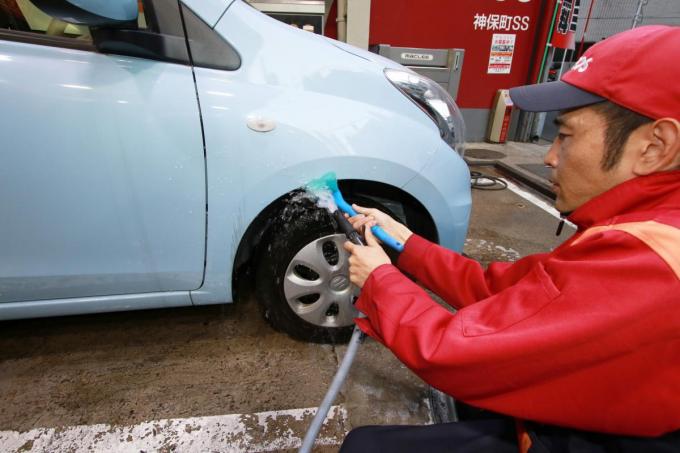 洗車のときに水をかけてはいけない場所とは 自動車情報 ニュース Web Cartop