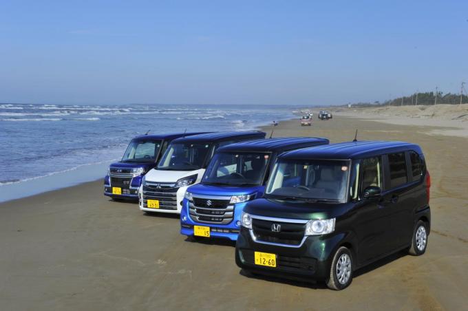 夫婦ケンカの種を解消できるファミリー層必見の軽自動車5台はこれだ 自動車情報 ニュース Web Cartop 夫婦ケンカの種を解消できるファミリー層必見の軽自動車5台はこれだ 自動車情報 ニュース Web Cartop