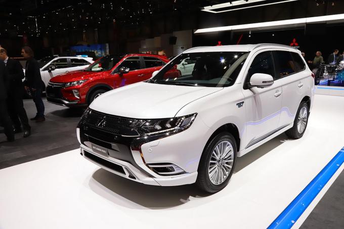 2 4lエンジン搭載 19年型三菱アウトランダーphevの大幅進化っぷりを開発者に直撃 自動車情報 ニュース Web Cartop