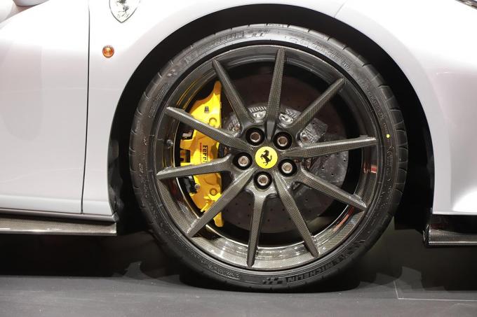 画像ギャラリー 初のカーボンホイールも設定 フェラーリのスペシャルモデル 4ピスタ が登場 画像47 自動車情報 ニュース Web Cartop 画像ギャラリー 初のカーボンホイールも設定 フェラーリのスペシャルモデル 4ピスタ が登場 画像47 自動車情報 ニュース Web Cartop