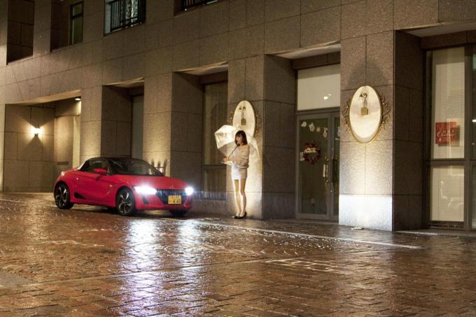 女子がデートでスポーツカーを嫌がる本当の理由とは 自動車情報 ニュース Web Cartop 女子がデートでスポーツカーを嫌がる本当の理由とは 自動車情報 ニュース Web Cartop