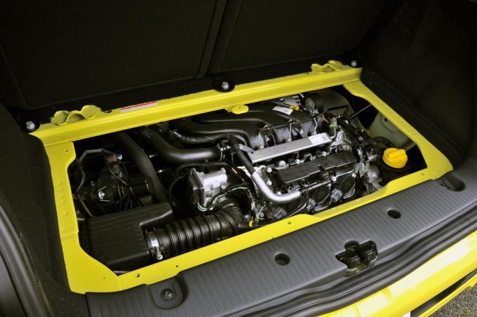 画像ギャラリー 今後ますます減る可能性大 スポーツモデル以外で乗れるmtの輸入車6選 画像10 自動車情報 ニュース Web Cartop