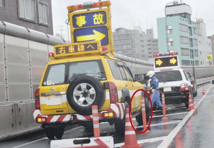 タイヤを切ったまま