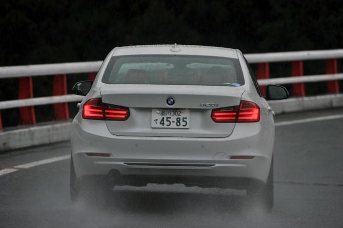 マニュアル車の外車は結構レア スポーツモデル以外のオススメmt車6選 自動車情報 ニュース Web Cartop マニュアル車の外車は結構レア スポーツモデル以外のオススメmt車6選 自動車情報 ニュース Web Cartop