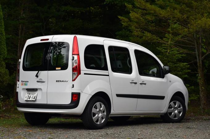 マニュアル車の外車は結構レア スポーツモデル以外のオススメmt車6選 自動車情報 ニュース Web Cartop マニュアル車の外車は結構レア スポーツモデル以外のオススメmt車6選 自動車情報 ニュース Web Cartop