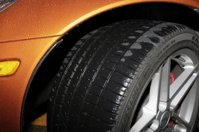 高いほどいい 新品ならなんでもok は間違い 軽視しがちなタイヤ選びのポイント5つ 自動車情報 ニュース Web Cartop 高いほどいい 新品ならなんでもok は間違い 軽視しがちなタイヤ選びのポイント5つ 自動車情報 ニュース Web Cartop
