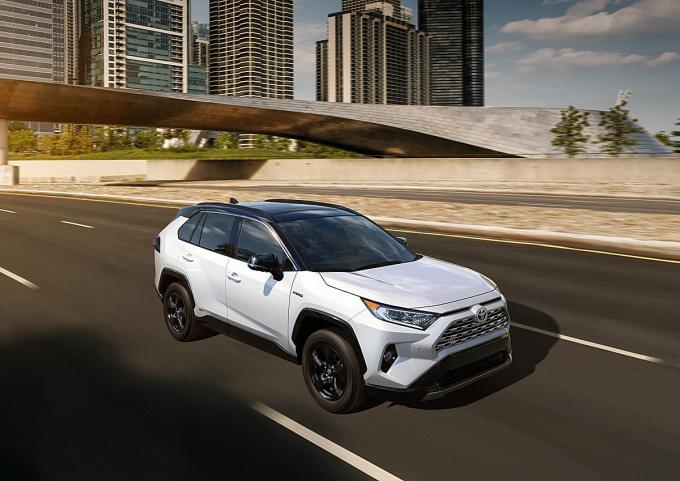 日本にも2019年導入！ 新型トヨタRAV4は2.5Lのガソリンとハイブリッド 