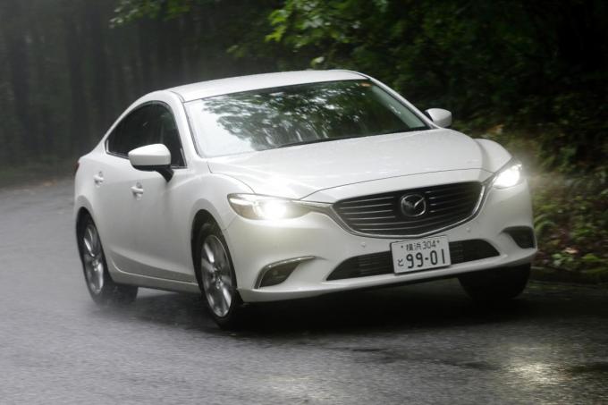 1度も使ったことのない人も多数 改めて確認するとじつは便利なワイパーの機能 自動車情報 ニュース Web Cartop 1度も使ったことのない人も多数 改めて確認するとじつは便利なワイパーの機能 自動車情報 ニュース Web Cartop