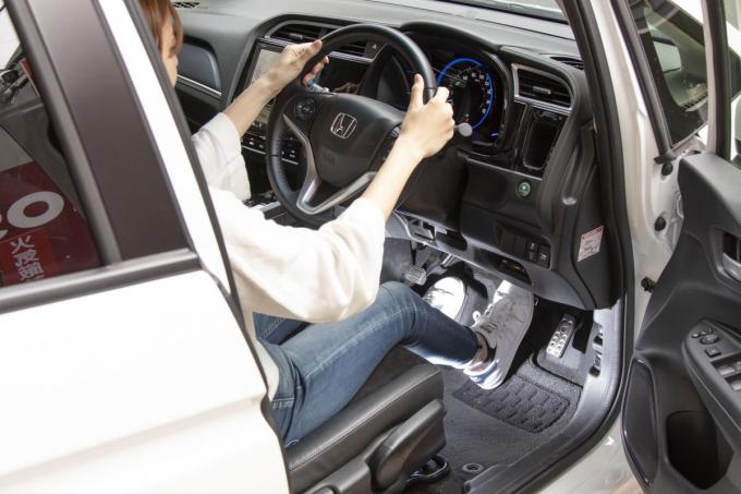 スポーツカーがアルミ製のペダルを採用する理由とは 自動車情報 ニュース Web Cartop