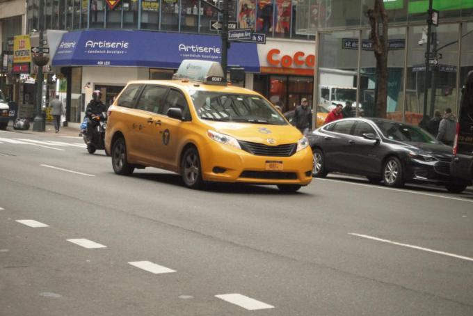 Nyタクシーは日産nv0独占供給のハズ がトヨタ勢が圧倒的に強い理由とは 自動車情報 ニュース Web Cartop Nyタクシーは日産nv0独占供給のハズ がトヨタ勢が圧倒的に強い理由とは 自動車情報 ニュース Web Cartop