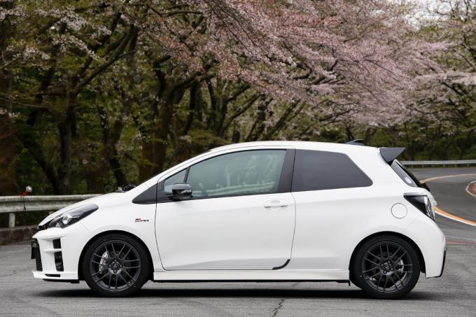 画像ギャラリー 試乗 Ffの悪癖がない カミソリの切れ味でも扱えるトヨタ ヴィッツgrmn驚きの走り 画像22 自動車情報 ニュース Web Cartop