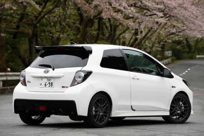 試乗 Ffの悪癖がない カミソリの切れ味でも扱えるトヨタ ヴィッツgrmn驚きの走り 自動車情報 ニュース Web Cartop