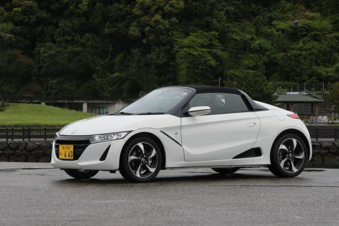 オープンカーなのに屋根を開けたくならない本末転倒なクルマ3選とその理由 自動車情報 ニュース Web Cartop オープンカーなのに屋根を開けたくならない本末転倒なクルマ3選とその理由 自動車情報 ニュース Web Cartop