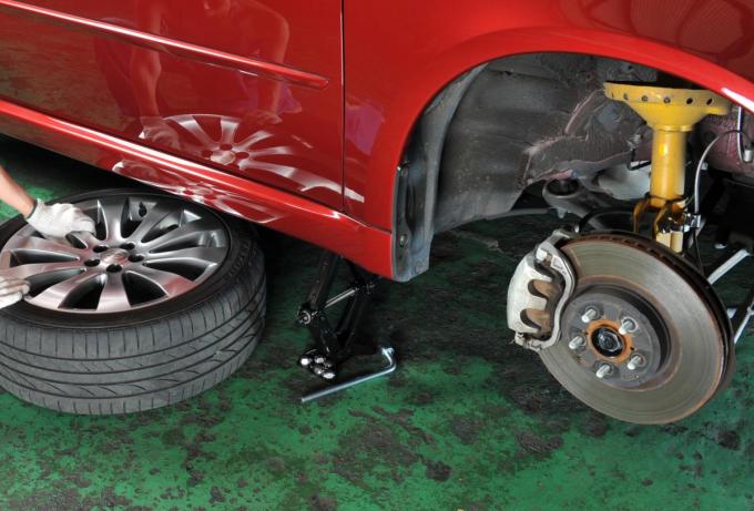 意外と知らない正しい方法 間違えがちなタイヤのセルフ交換は重大事故の可能性 自動車情報 ニュース Web Cartop