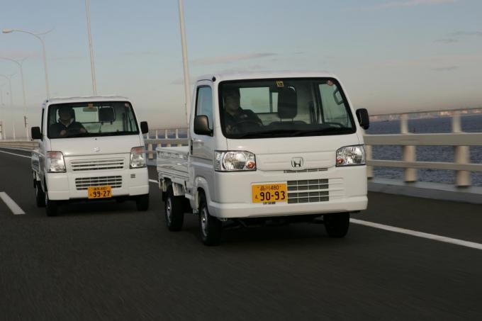 トラックは前 バスは後ろ なぜエンジン搭載位置が異なるのか 自動車情報 ニュース Web Cartop トラックは前 バスは後ろ なぜエンジン搭載位置が異なるのか 自動車情報 ニュース Web Cartop