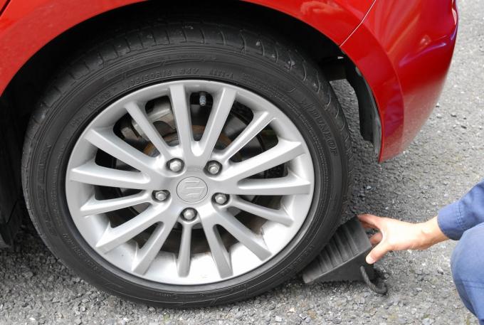 意外と知らない正しい方法 間違えがちなタイヤのセルフ交換は重大事故の可能性 自動車情報 ニュース Web Cartop