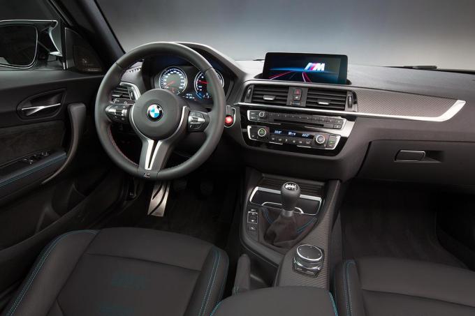 BMW M2 コンペティション