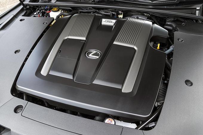 新開発v6ツインターボ搭載 新型レクサスlsの走りを支えるパワートレインに迫る 自動車情報 ニュース Web Cartop