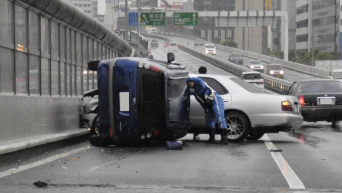 自動運転事故