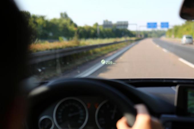 日本では最高でも110km H制限なのに速度リミッターが180km Hの理由とは 自動車情報 ニュース Web Cartop