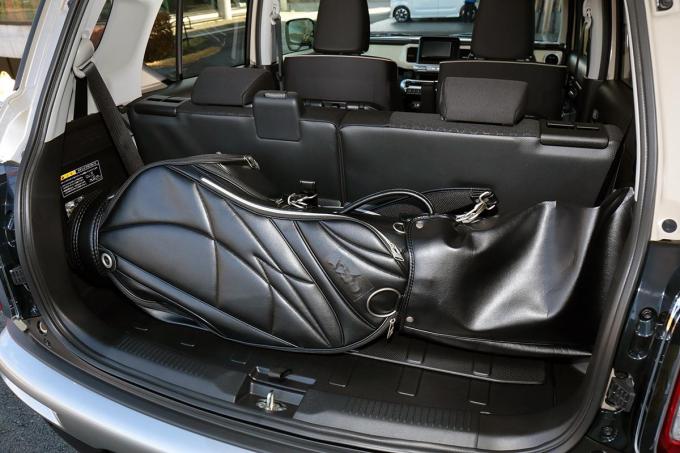 個性的な外観に実用性の高い収納力を持つスズキ クロスビーの内外装を徹底チェック 自動車情報 ニュース Web Cartop 3ページ目