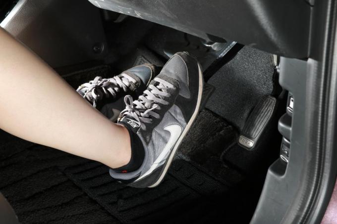 教習所じゃ教えてくれない 同乗者を不快にさせない運転方法とは 自動車情報 ニュース Web Cartop