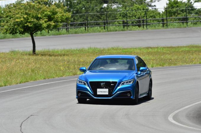 ムービー 鋭い切れ味にオドロキ 新型クラウン2lターボモデルに中谷明彦が試乗 自動車情報 ニュース Web Cartop