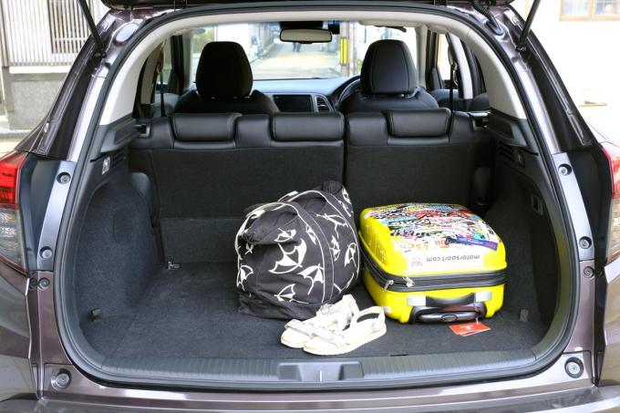 代女子はなぜ二人旅にホンダ ヴェゼルを選んだのか 自動車情報 ニュース Web Cartop 代女子はなぜ二人旅にホンダ ヴェゼルを選んだのか 自動車情報 ニュース Web Cartop
