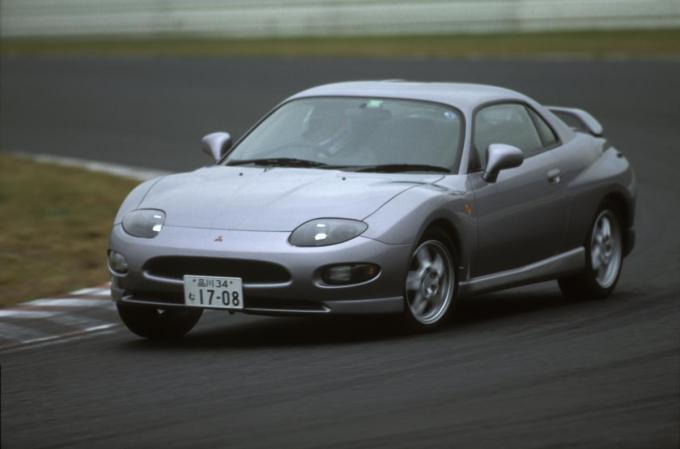 オートマでも楽しめるスポーツカーは 100万円以下のおすすめ中古車３台 自動車情報 ニュース Web Cartop