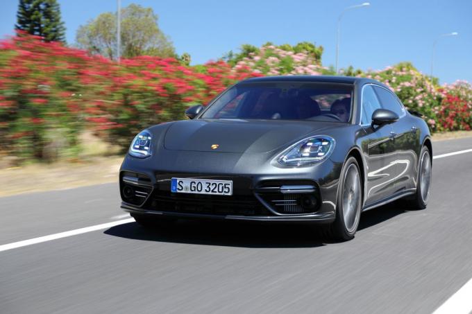 次に買うならプラグインハイブリッド いま日本で買える輸入phvとその中身 自動車情報 ニュース Web Cartop