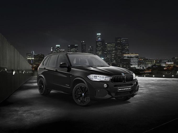 白と黒の特別なBMW X5「LIMITED BLACK/WHITE」が限定190台で発売