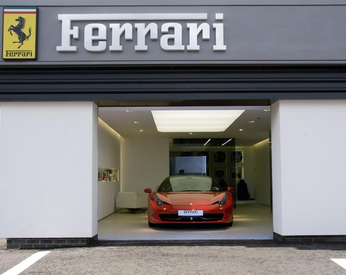必要なのは購入資金だけ!? 買えさえすればタダ同然で乗れる現代の驚きフェラーリ事情