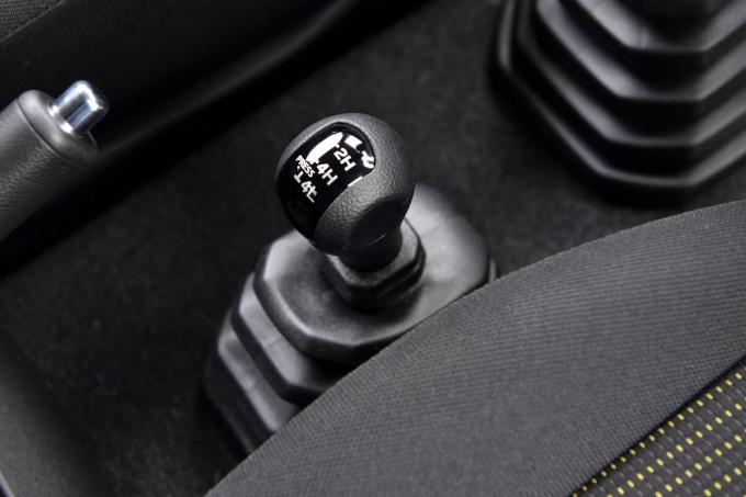 2wd 4wdの切り替え付きのクルマで常に4wdを選択しないほうがいい理由 自動車情報 ニュース Web Cartop 2wd 4wdの切り替え付きのクルマで常に4wdを選択しないほうがいい理由 自動車情報 ニュース Web Cartop
