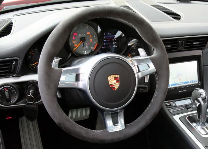 車種によってバラバラ パドルシフトはステアリングかコラムかドチラに設置が正解 自動車情報 ニュース Web Cartop